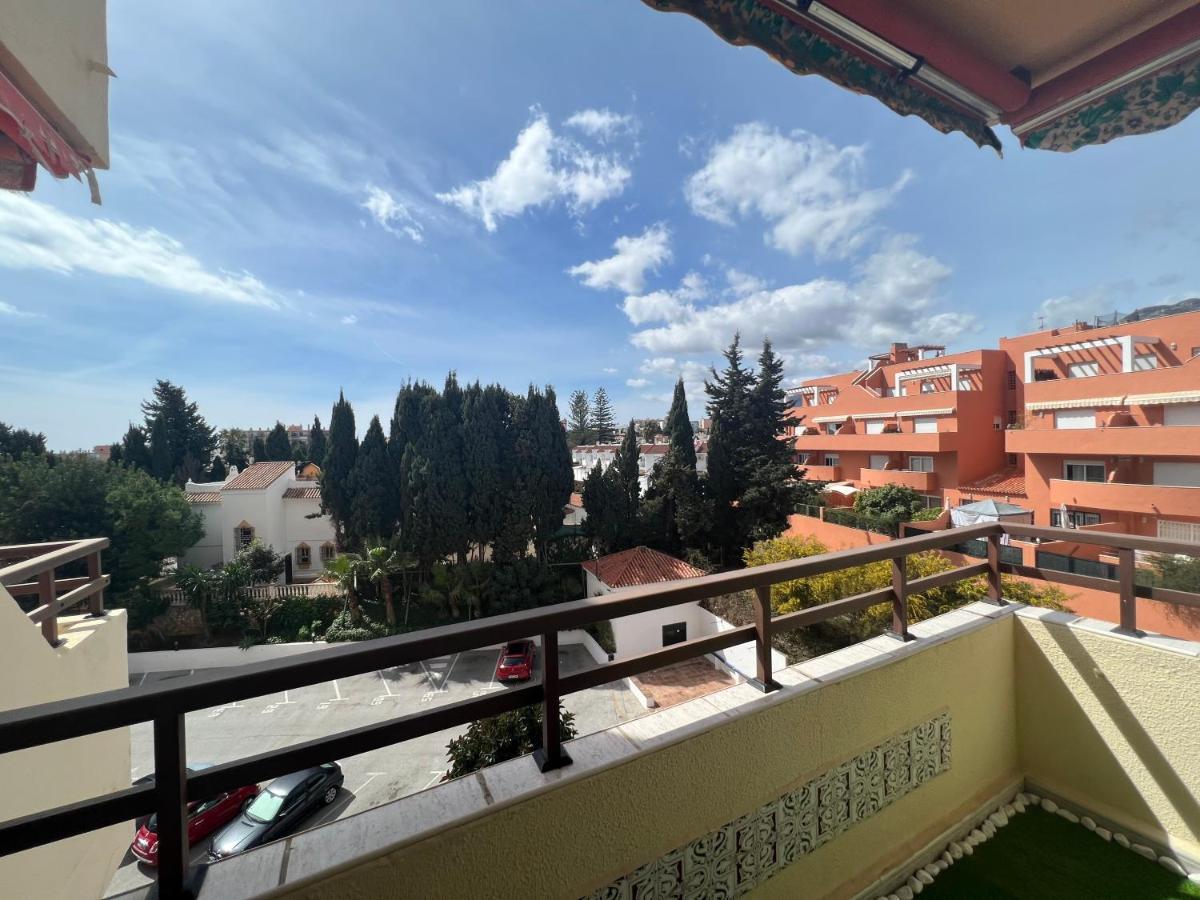 Apartamento Tropical Con Piscina Cerca De La Playa توريمولينوس المظهر الخارجي الصورة