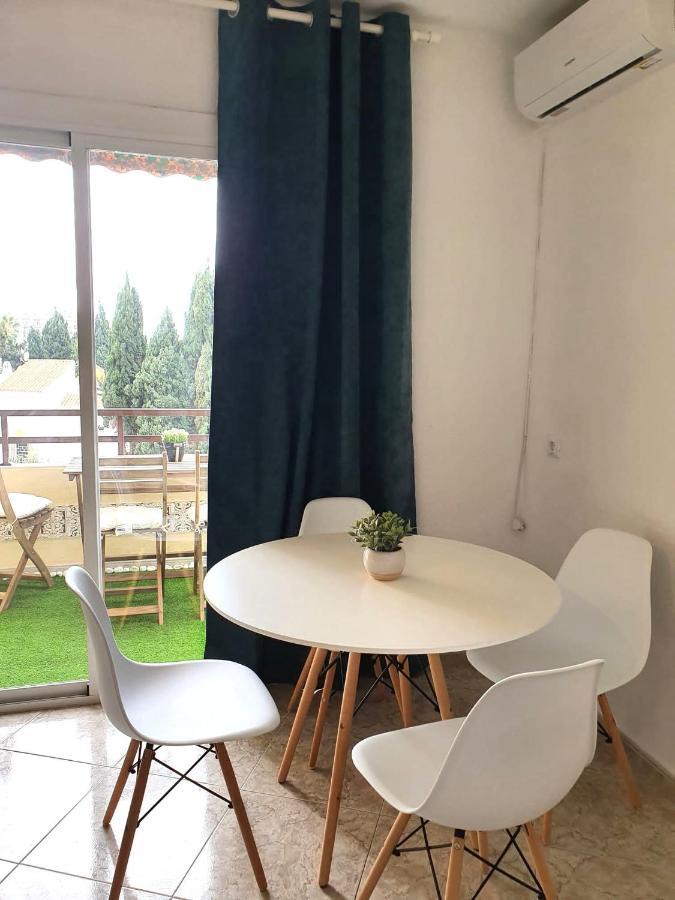 Apartamento Tropical Con Piscina Cerca De La Playa توريمولينوس المظهر الخارجي الصورة