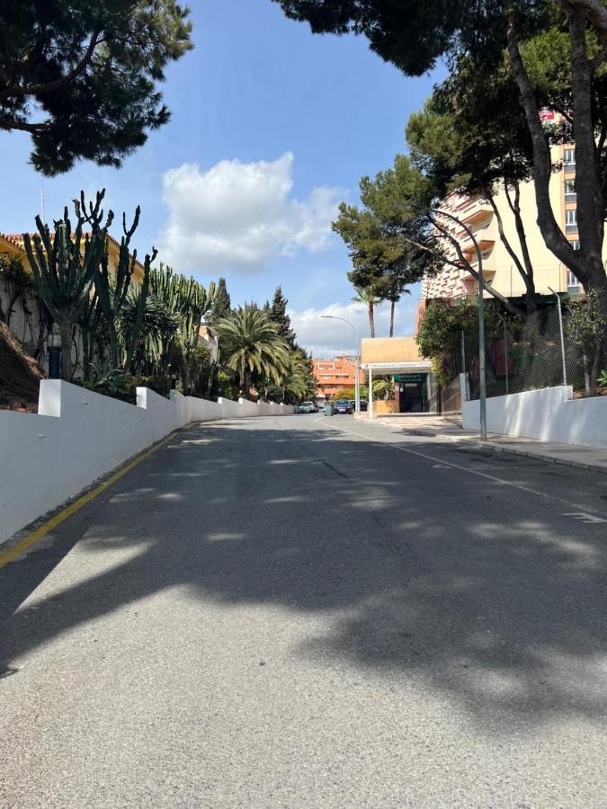 Apartamento Tropical Con Piscina Cerca De La Playa توريمولينوس المظهر الخارجي الصورة