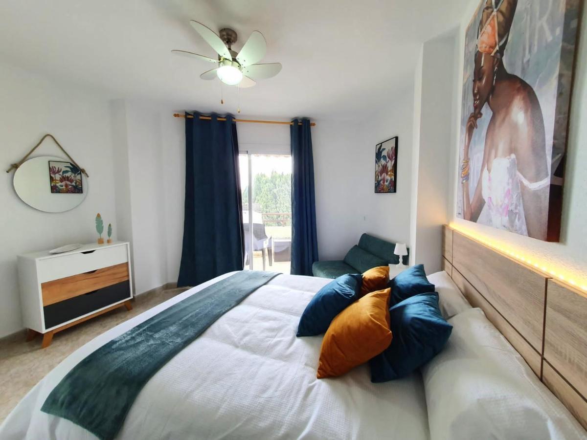 Apartamento Tropical Con Piscina Cerca De La Playa توريمولينوس المظهر الخارجي الصورة