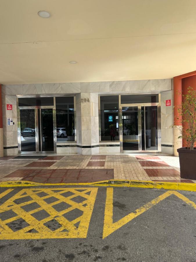 Apartamento Tropical Con Piscina Cerca De La Playa توريمولينوس المظهر الخارجي الصورة